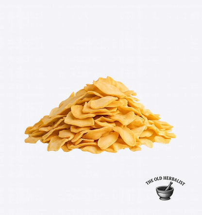 Thin dried garlic slices for cooking and herbal use.